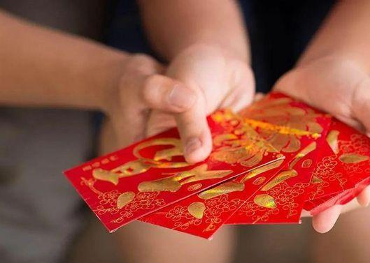 关切员工父母，为员工父母设置关切金造度